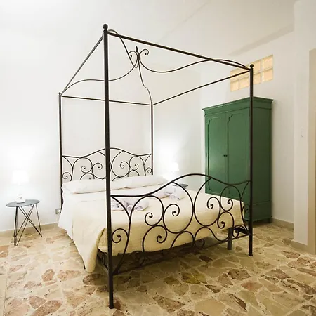 San Domenico Konukevi 3*